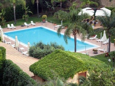 Della Valle 4*